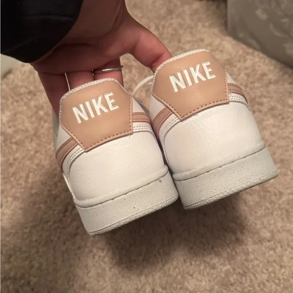 Nike Court Vision Low Sneakers - 12 Women’s - EUC - Picture 4 of 5